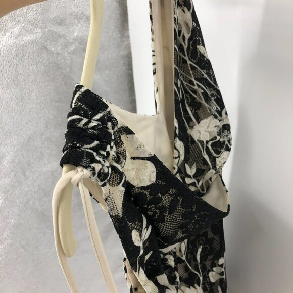 Black Creme floral lace overlay vneck  shift dress - Picture 9 of 14